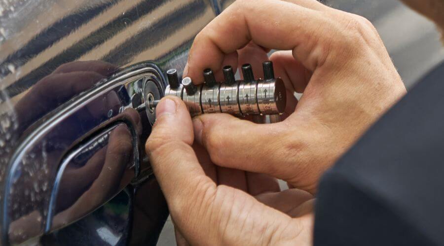 Expert tile roof repair services in Brandeis, CA